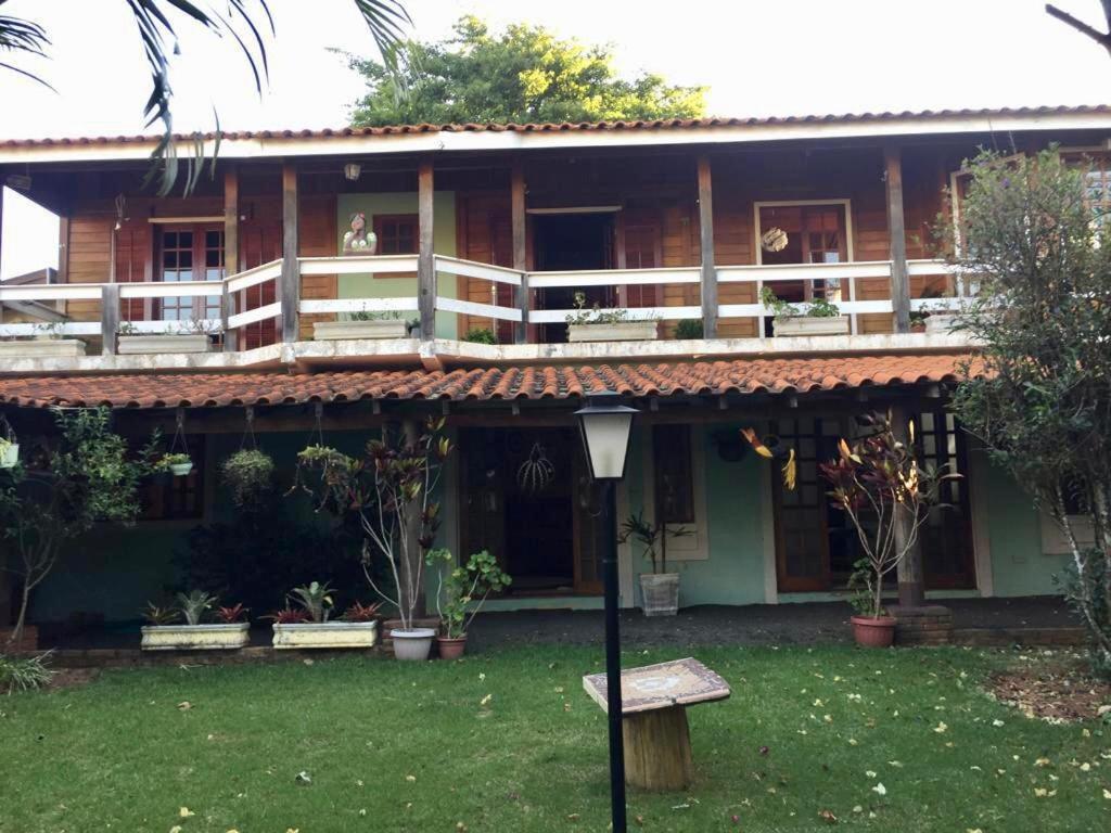 Confortável Casa de Campo em Condomínio Fechado Águas de Lindóia Esterno foto